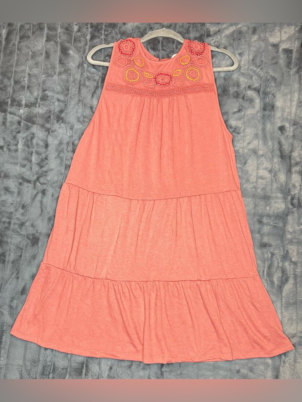 Keren Hart Tiered Boho Dress Large Peach Pink Embroidered Floral Tank Sundress